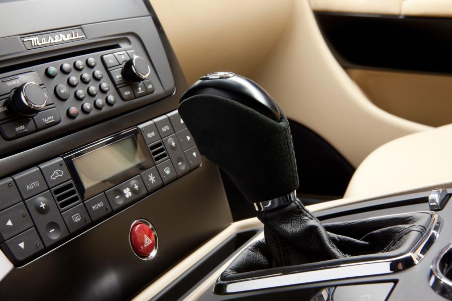  Maserati Quattroporte 2008 года  (фото 11 из 197)